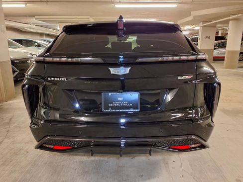 New 2026 Cadillac Lyriq V w/ Exterior Carbon Fiber Package image 7