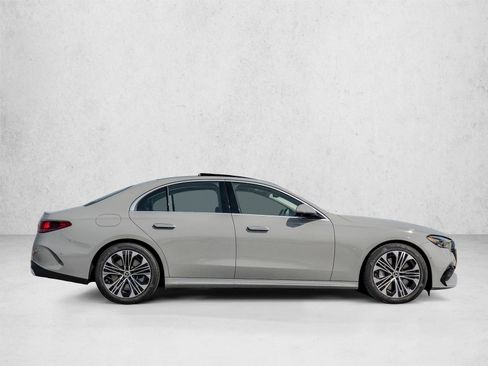 New 2026 Mercedes-Benz E 450 4MATIC Sedan image 6