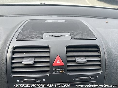 Used 2006 Volkswagen Jetta TDI image 23