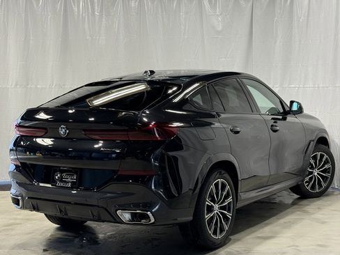 New 2026 BMW X6 xDrive40i w/ Climate Comfort Package image 7