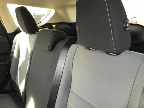 Used 2019 Ford Escape S image 15