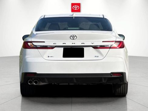 New 2026 Toyota Camry SE FWD image 4