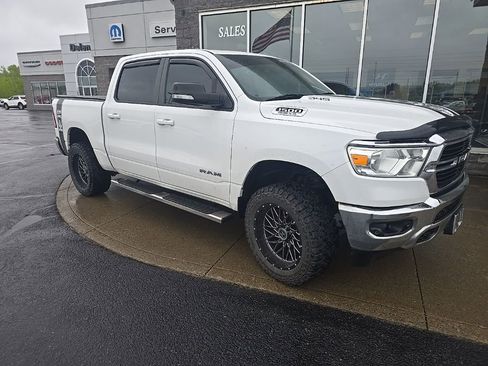 Used 2021 RAM 1500 Big Horn AWD/4WD image 1