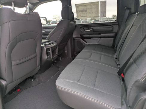 New 2026 RAM 1500 Express AWD/4WD image 13
