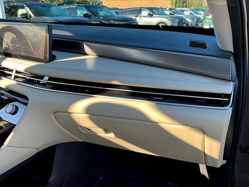 Certified 2025 INFINITI QX60 Luxe image 29