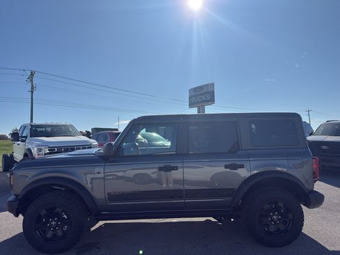 New 2025 Ford Bronco Big Bend w/ Black Diamond Package AWD/4WD image 8