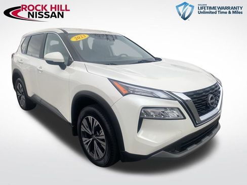 Used 2023 Nissan Rogue SV image 1