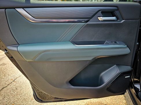 New 2026 GMC Acadia AT4 image 31