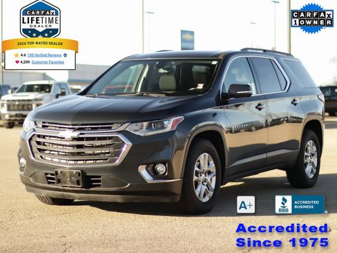 Used 2019 Chevrolet Traverse LT image 3