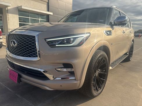 Used 2019 INFINITI QX80 Luxe w/ 22" Wheel Package image 3
