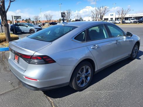 Used 2023 Honda Accord EX image 4