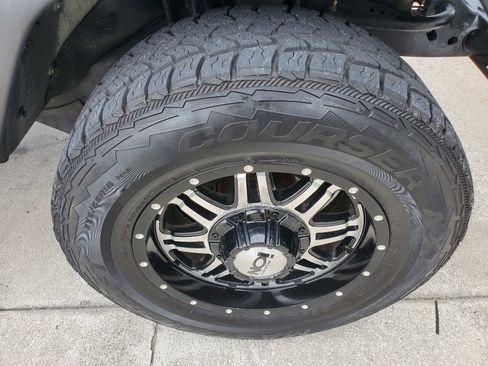 Used 2006 Jeep Wrangler X w/ Jeep 65th Anniversary Edition AWD/4WD image 16