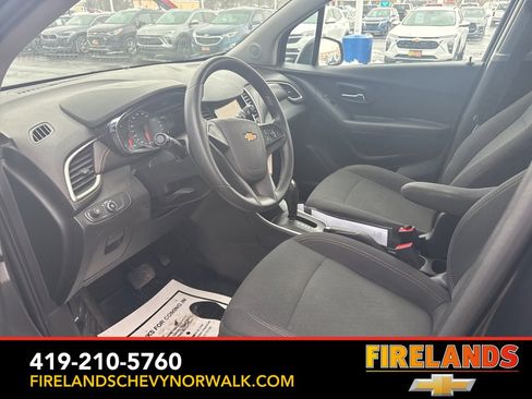 Certified 2019 Chevrolet Trax LS w/ LPO, Protection Package image 5