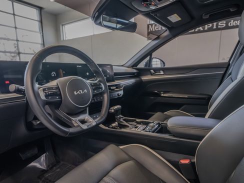 Used 2025 Kia K5 GT-Line w/ GT-Line Premium Package image 6