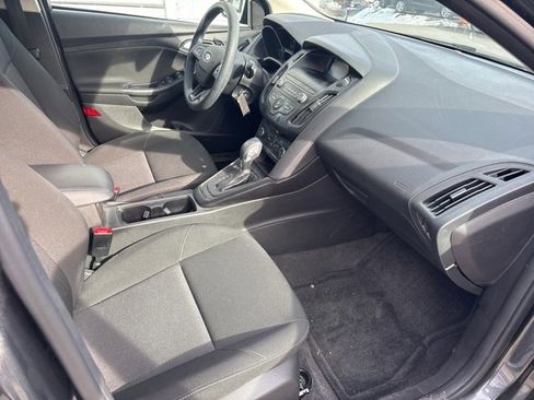 Used 2018 Ford Focus SE image 7
