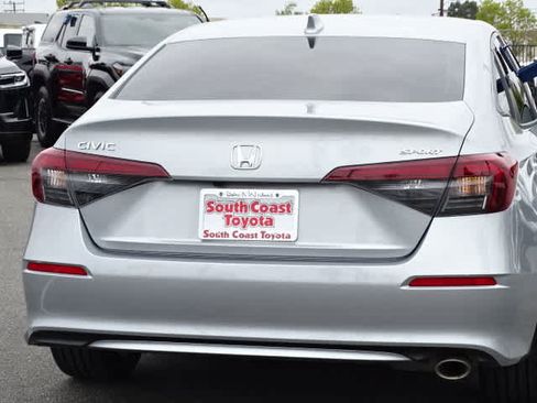 Used 2025 Honda Civic Sport image 15