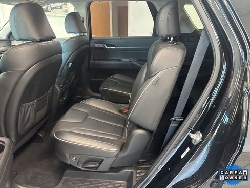 Used 2023 Hyundai Palisade Limited image 13