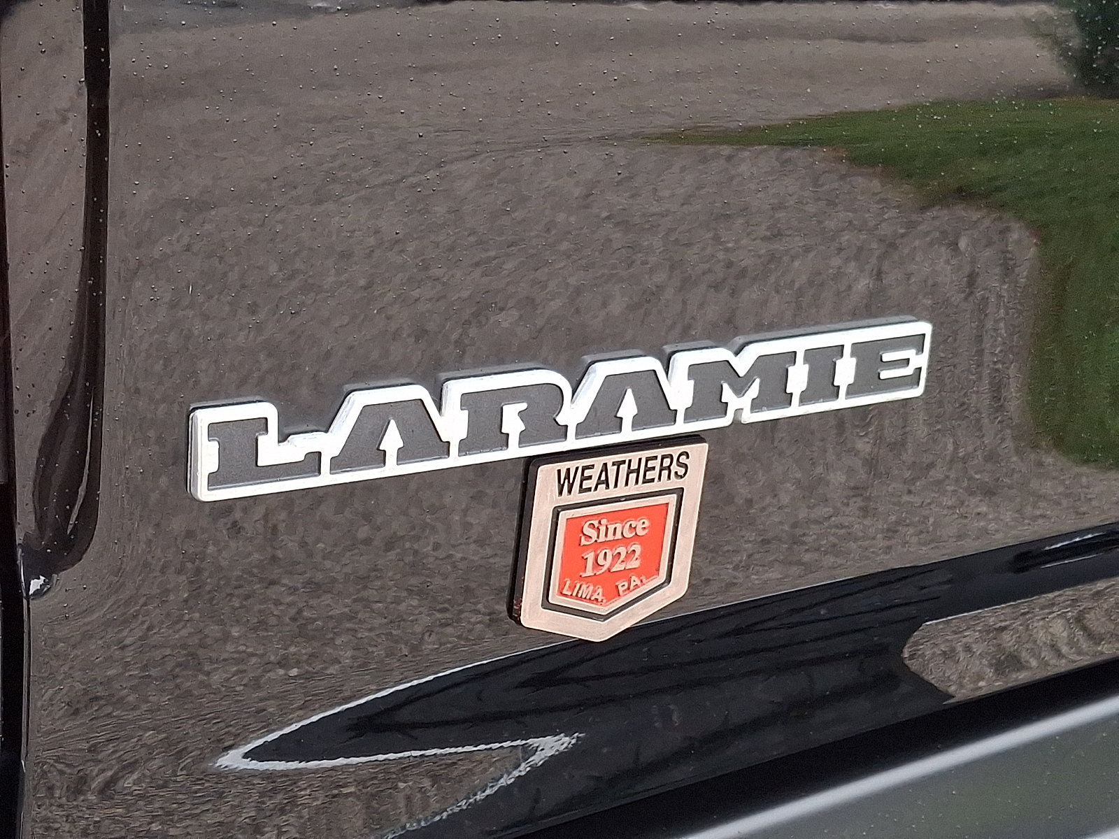 Used 2019 RAM 1500 Laramie AWD/4WD image 31