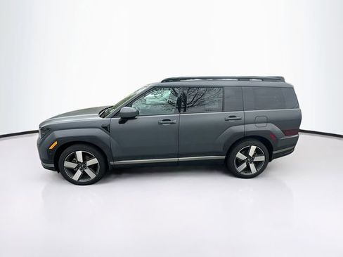 Used 2025 Hyundai Santa Fe Limited AWD/4WD image 4