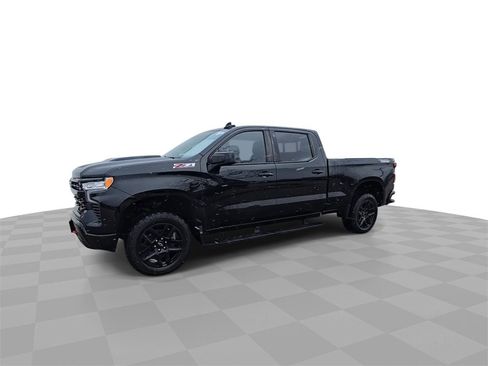 Used 2022 Chevrolet Silverado 1500 LT Trail Boss w/ Convenience Package II image 4