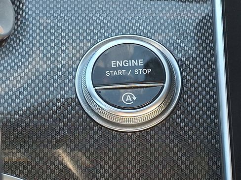 Certified 2022 Mercedes-Benz C 300 4MATIC Sedan image 24