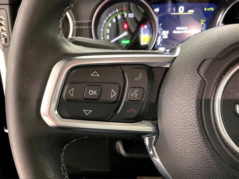 Used 2023 Jeep Wrangler Unlimited Sahara image 11