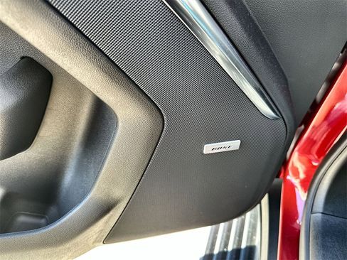 New 2026 GMC Yukon Denali w/ Sun & Power Step Package image 23