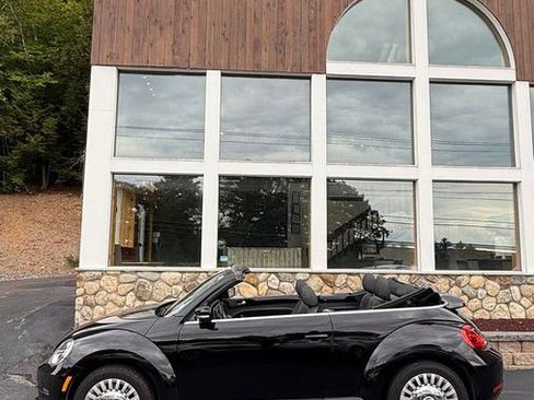 Used 2014 Volkswagen Beetle 1.8T image 28