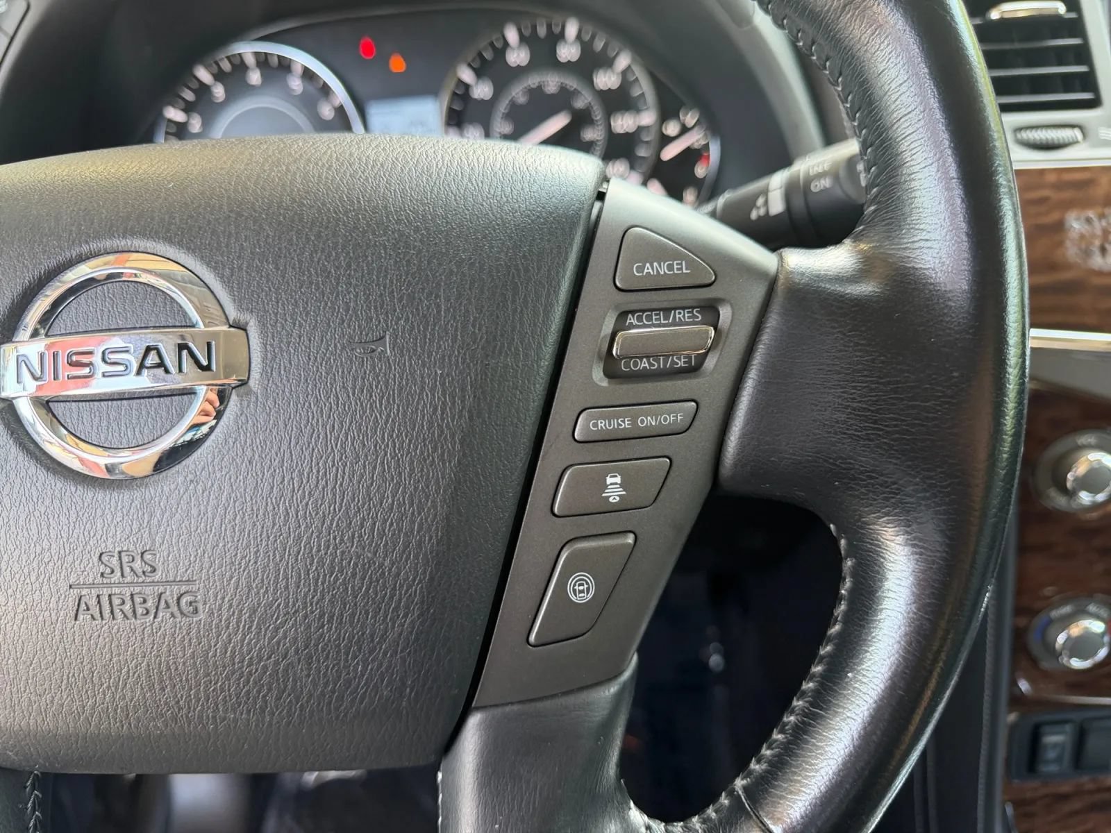 Used 2020 Nissan Armada SL w/ Premium Package AWD/4WD image 21