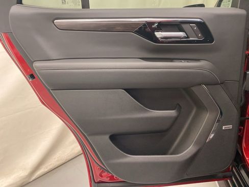 New 2025 Chevrolet Tahoe Premier image 12