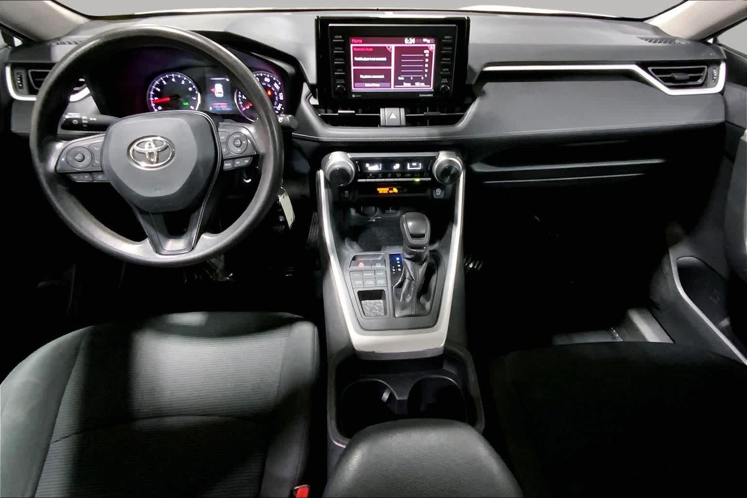 Used 2020 Toyota RAV4 LE w/ All Weather Liner Package AWD/4WD image 15