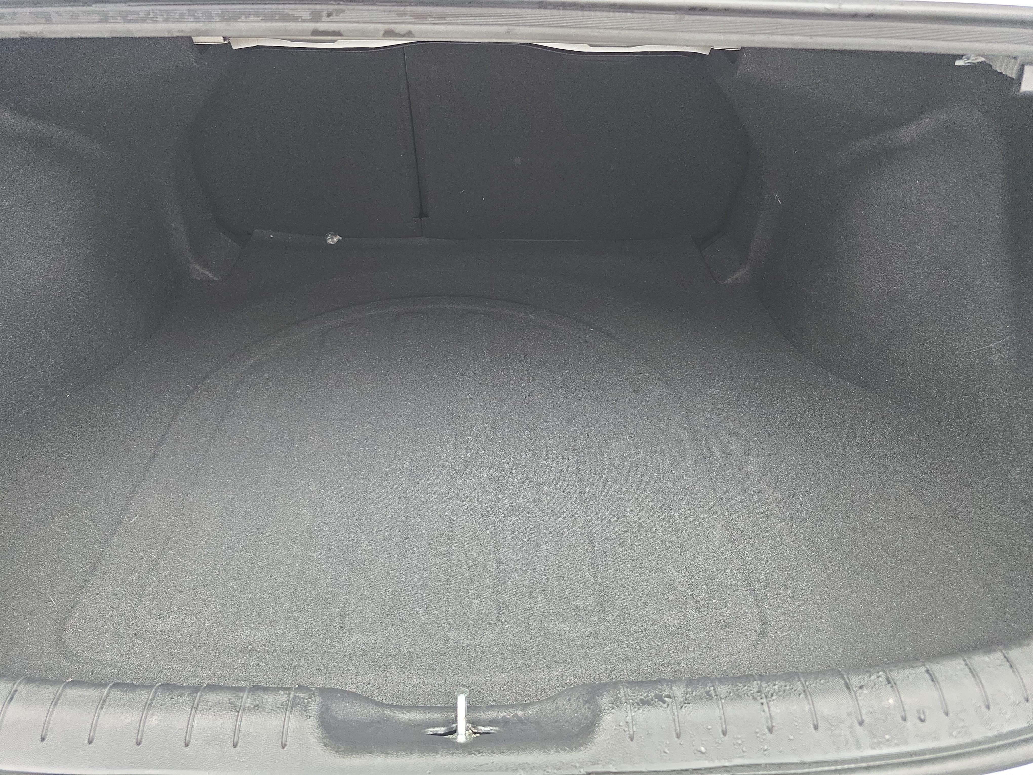 Used 2025 Hyundai Elantra SEL FWD image 12