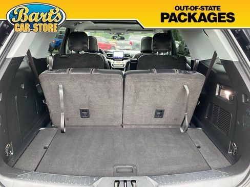 Used 2021 Ford Explorer XLT w/ Equipment Group 202A AWD/4WD image 8