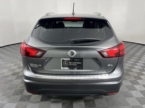 Used 2018 Nissan Rogue Sport SL w/ SL Premium Package image 12