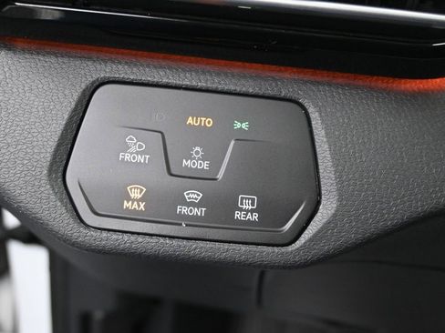 Used 2022 Volkswagen ID.4 Pro S image 25