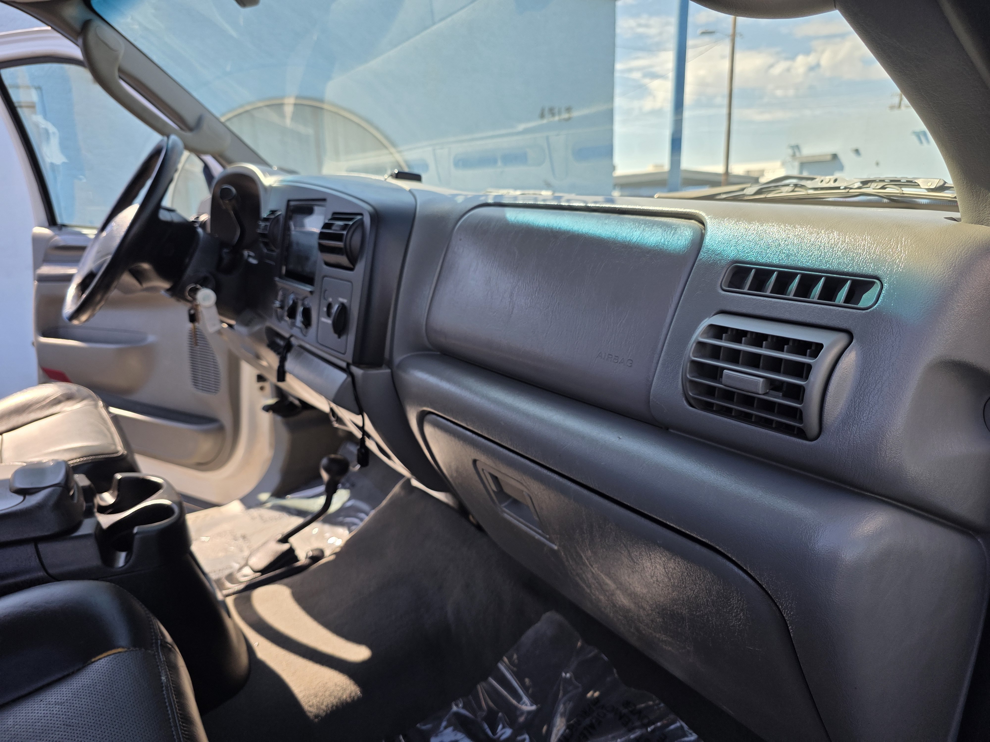 Used 2007 Ford F350 XL AWD/4WD image 17