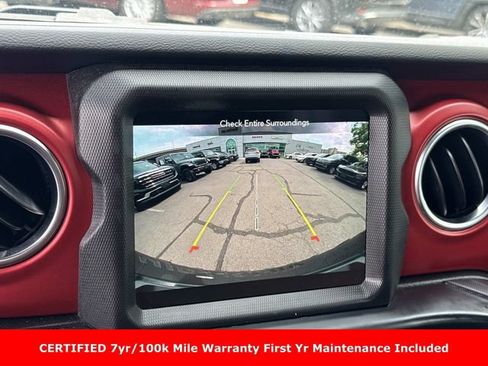 Used 2022 Jeep Wrangler Unlimited Rubicon AWD/4WD image 22