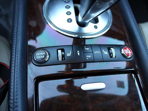 Used 2005 Bentley Continental GT image 24