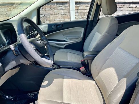 Used 2020 Ford EcoSport S image 5