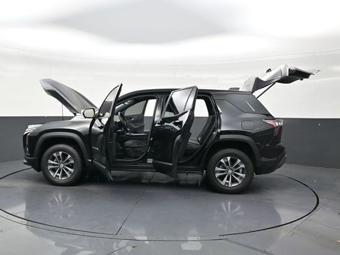 Used 2025 Chevrolet Equinox LT w/ Safety and Technology Package FWD image 31