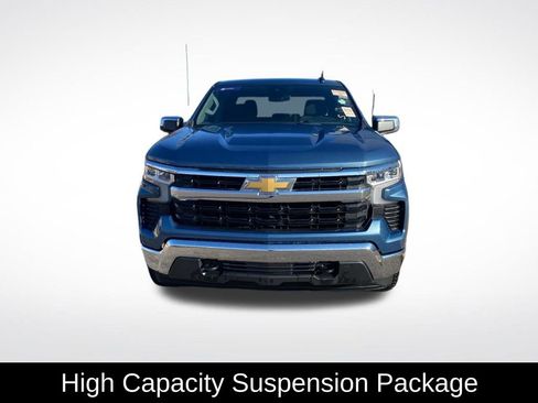 Used 2024 Chevrolet Silverado 1500 LT image 2