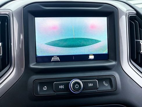 Used 2021 Chevrolet Silverado 1500 Custom image 4