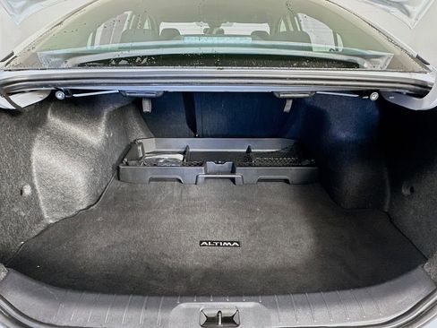 Certified 2024 Nissan Altima 2.5 SV image 32