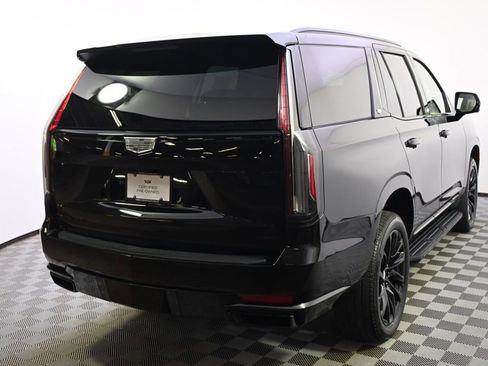 Used 2023 Cadillac Escalade Sport Platinum w/ LPO, ONYX Package AWD/4WD image 6