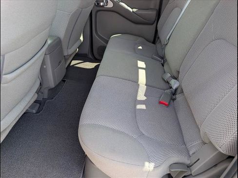 Used 2019 Nissan Frontier SV w/ Value Truck Package RWD image 11