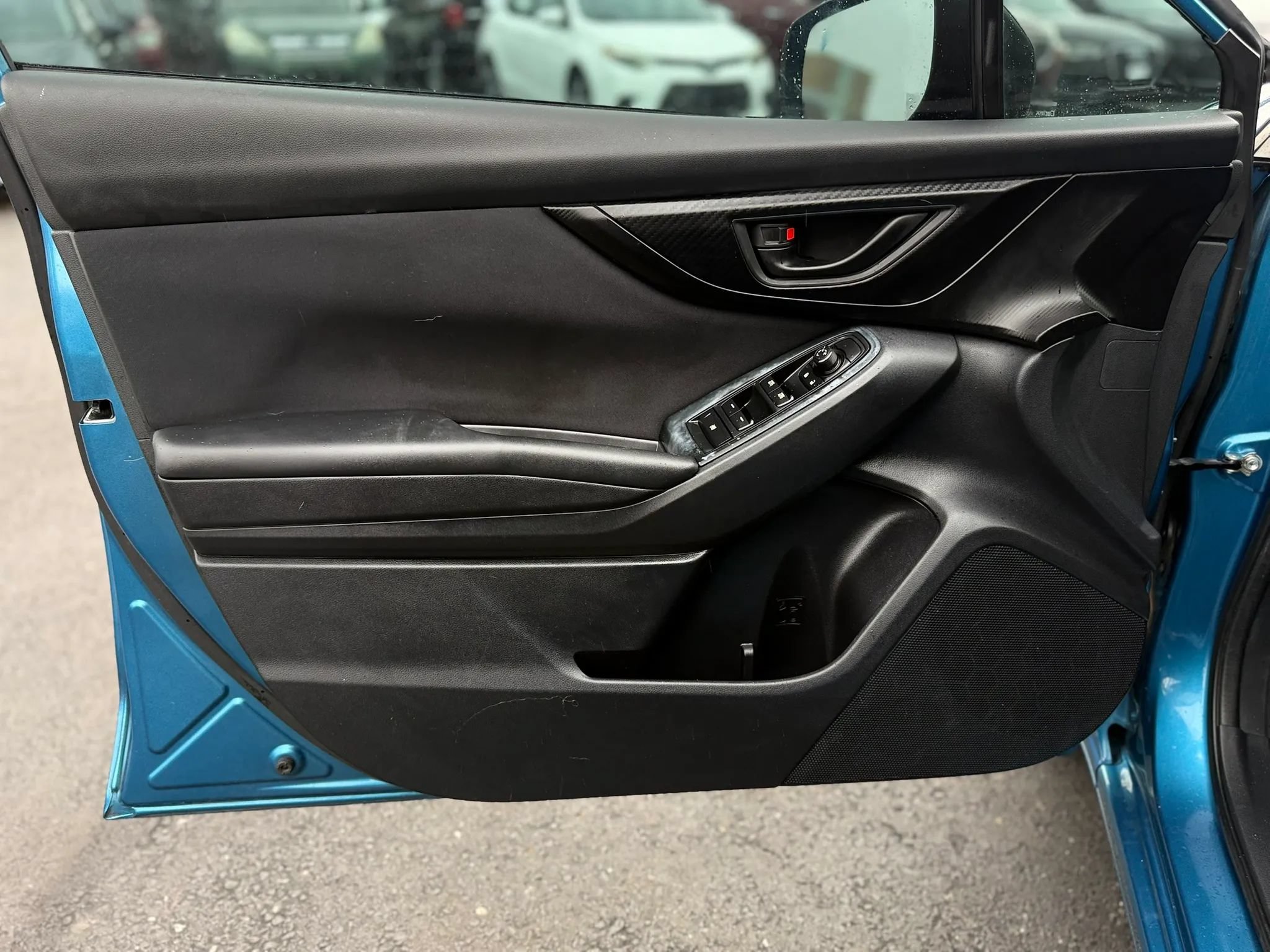 Used 2017 Subaru Impreza 2.0i AWD/4WD image 24