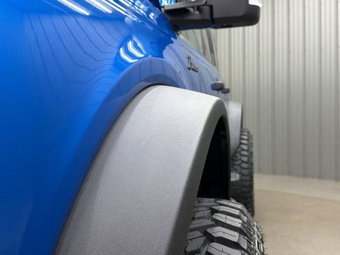 Used 2025 Ford Bronco Badlands AWD/4WD image 13