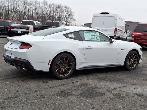 New 2026 Ford Mustang GT Premium w/ Bronze Appearance Package image 4