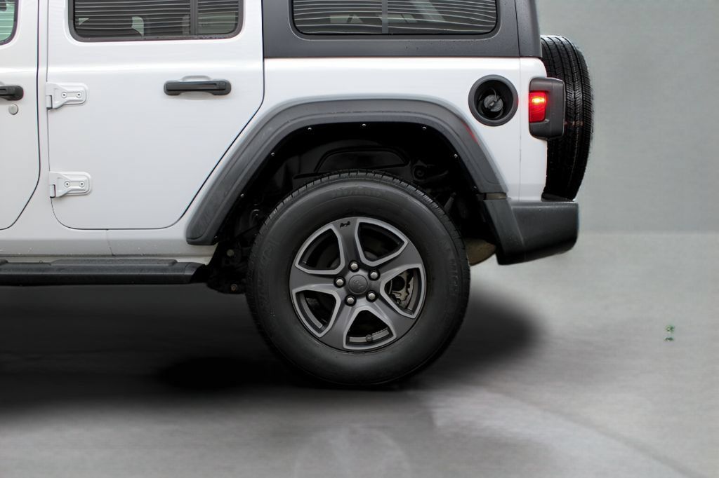 Used 2022 Jeep Wrangler Unlimited Sport AWD/4WD image 37