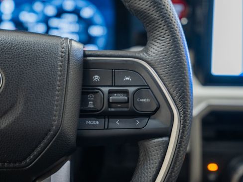 Used 2024 Toyota Tacoma TRD Off-Road image 38